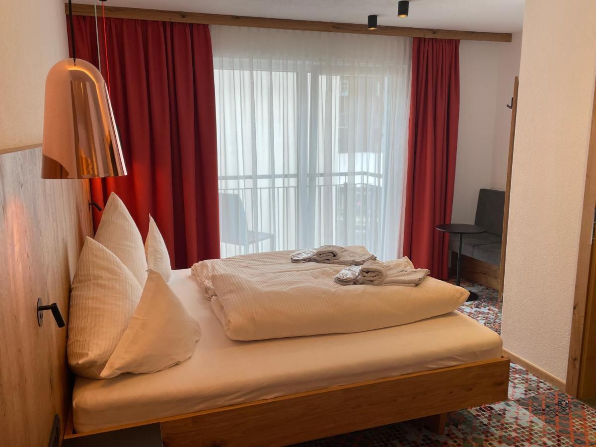 Hotel Grieserin Sankt Anton am Arlberg Exteriör bild